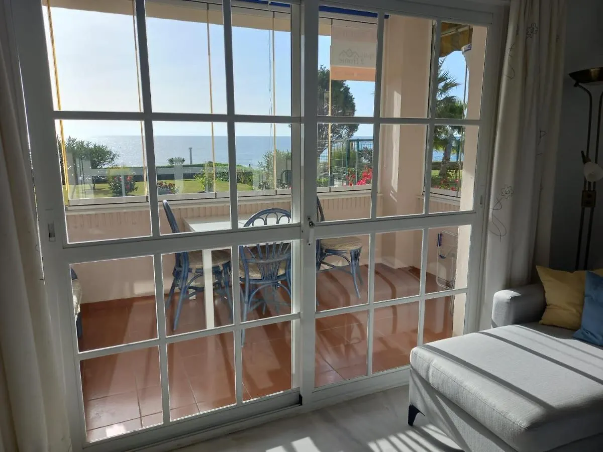 Seafront Garden And Sea Views Appartement Torrox Spanje