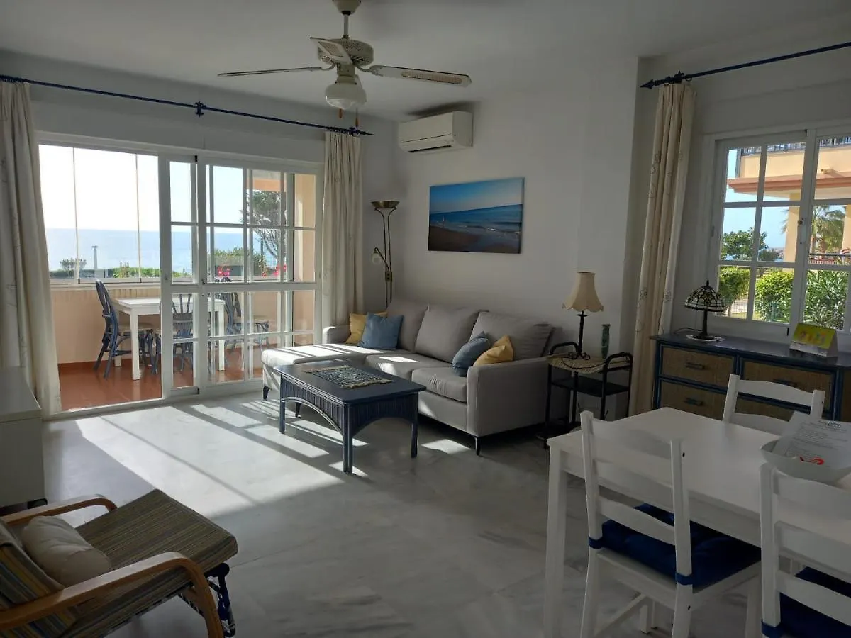 Seafront Garden And Sea Views Appartement Torrox Spanje