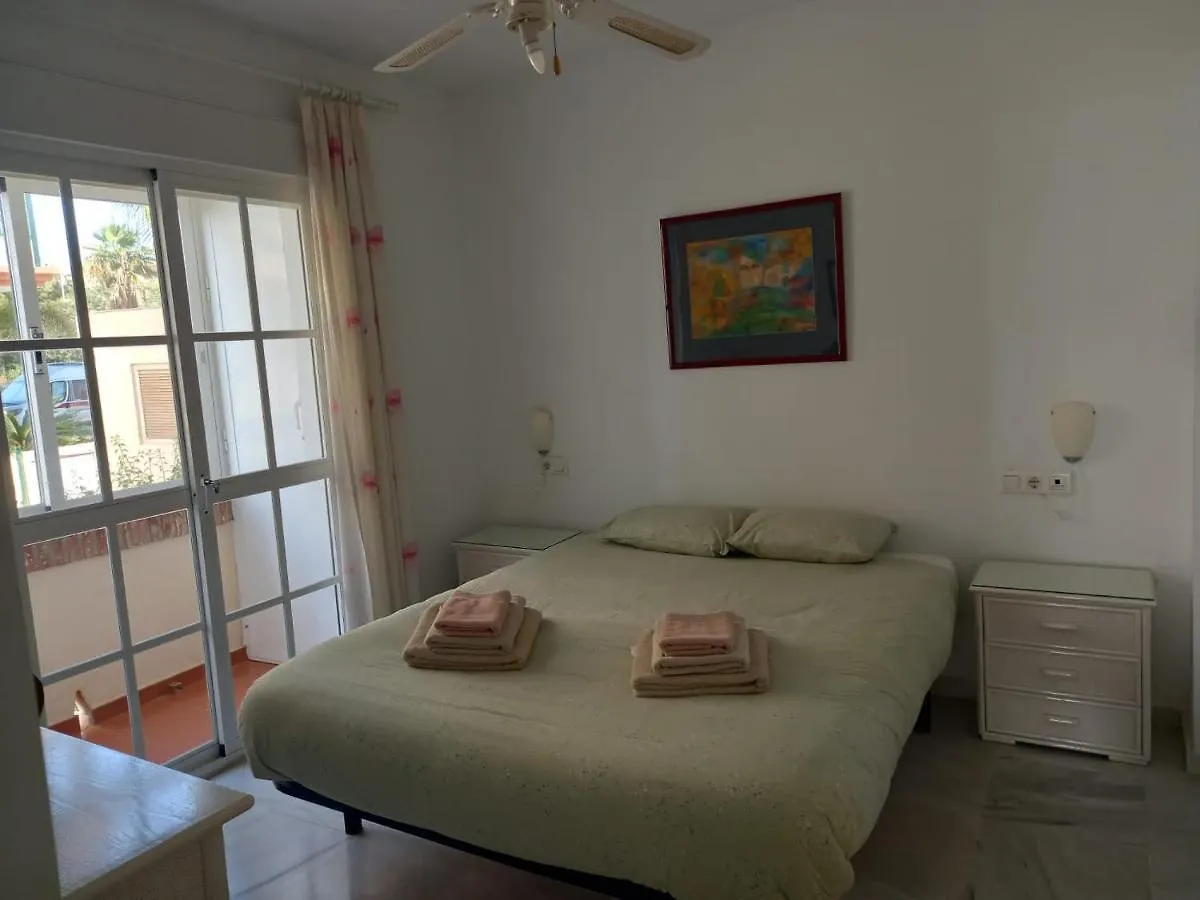 Seafront Garden And Sea Views Appartement Torrox